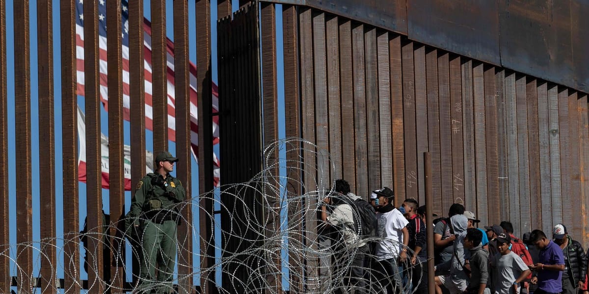 Frontera ente EEUU y México. Foto: connuestraamerica.blogspot.com