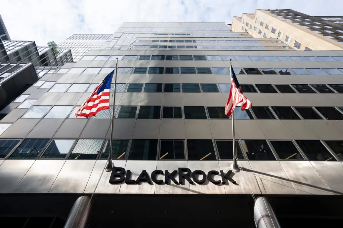 Imagen de archivo de la sede del fondo BlackRock en Nueva York. Foto: newsbit.nl