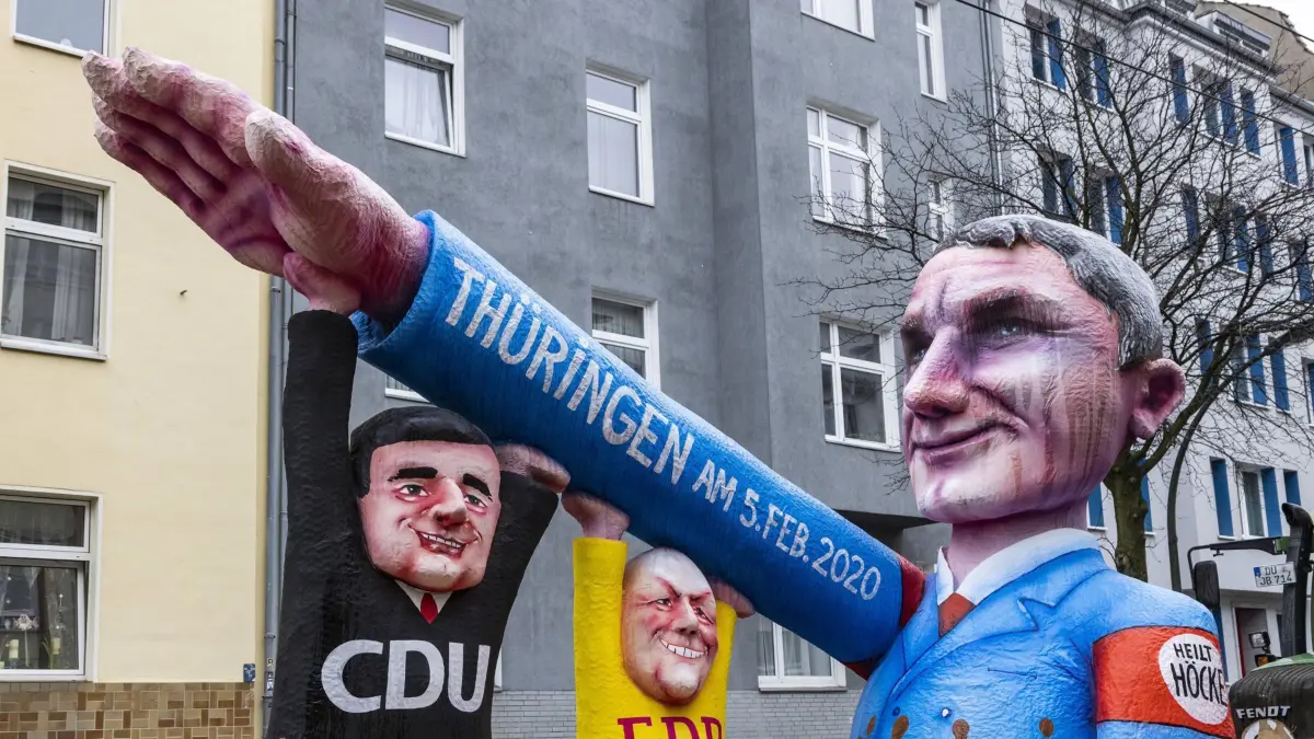 Imagen de archivo de una sátira de Björn Höcke, líder de AfD en Turingia. Foto: imago/Bettina Strenske