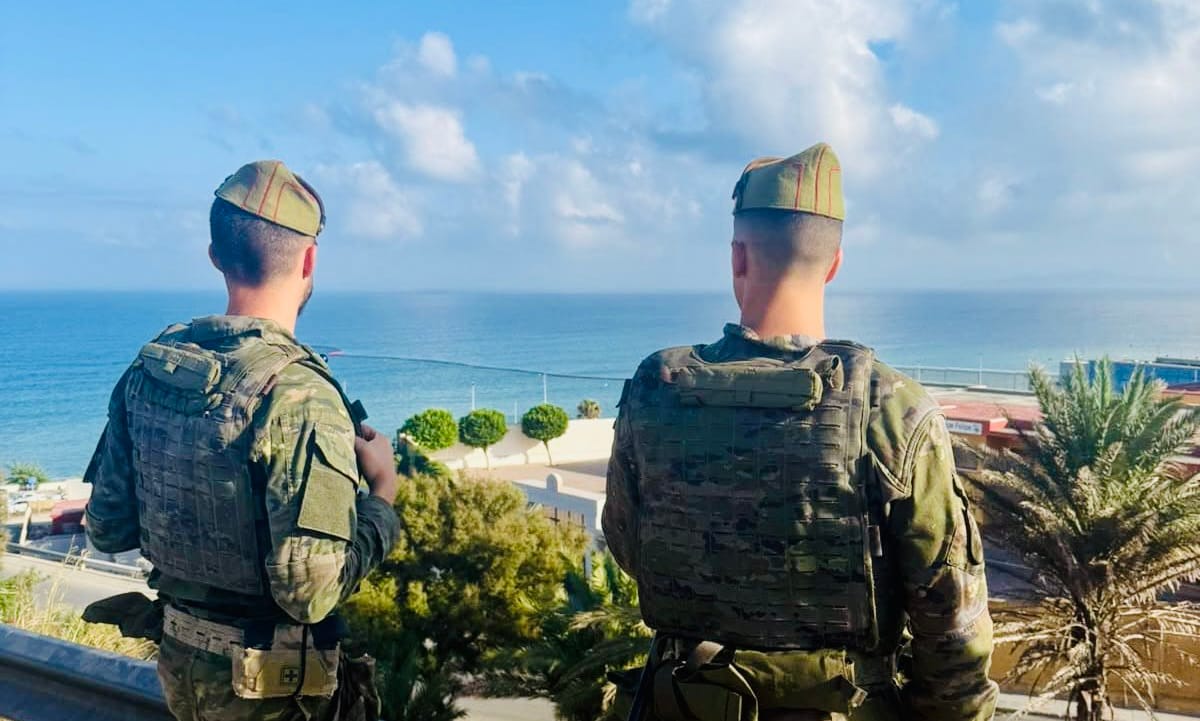 Imagen de archivo de militares españoles en Ceuta. Foto: @Defensagob (X)