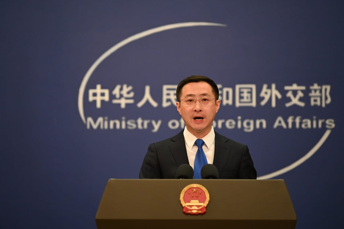 Imagen de archivo de Lin Jian, portavoz del Ministerio de Asuntos Exteriores chino. Foto: Getty Images / Johannes Neudecker / picture alliance