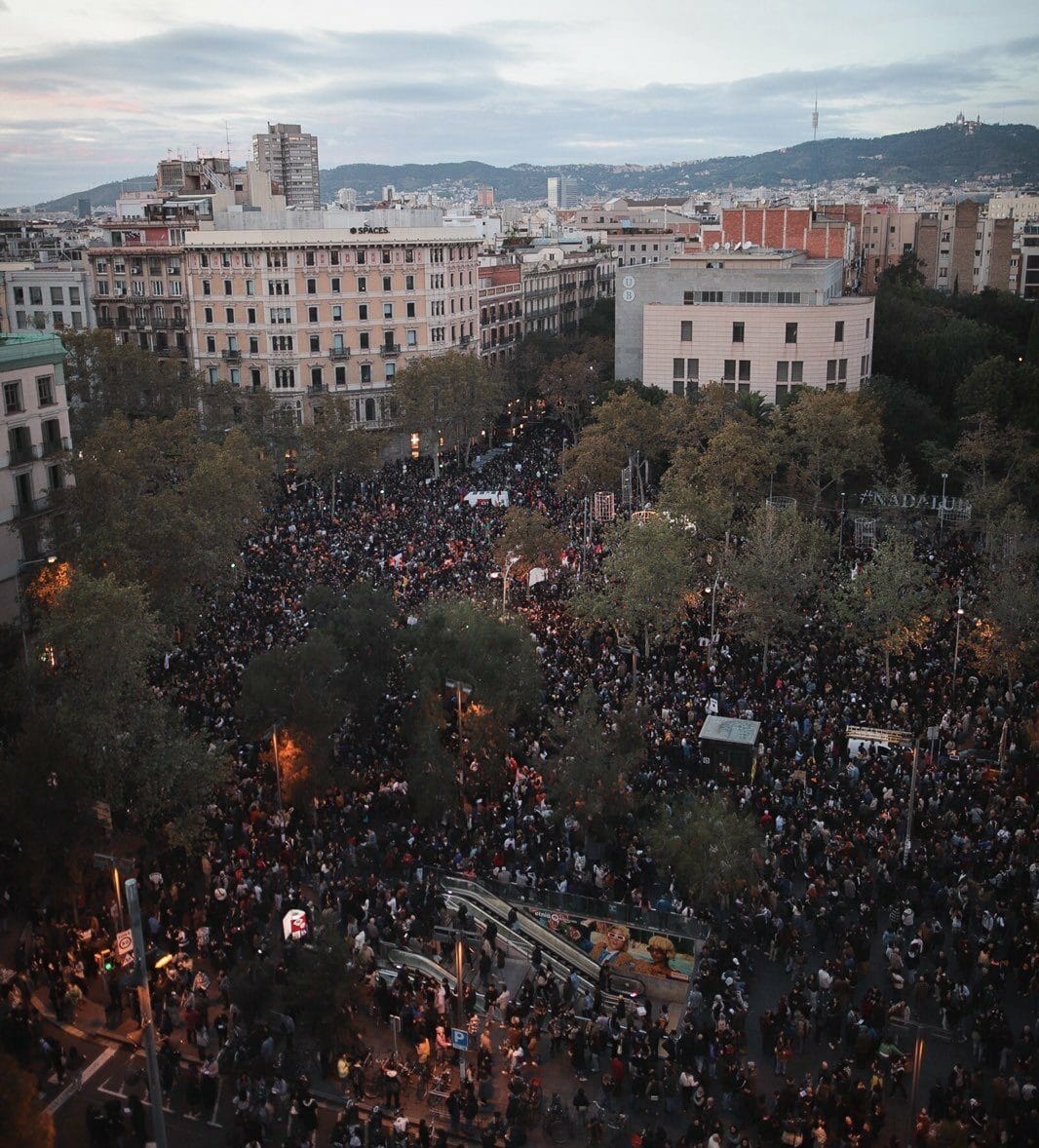 126.000 personas salen a la calle contra la especulación inmobiliaria y los precios abusivos del alquiler