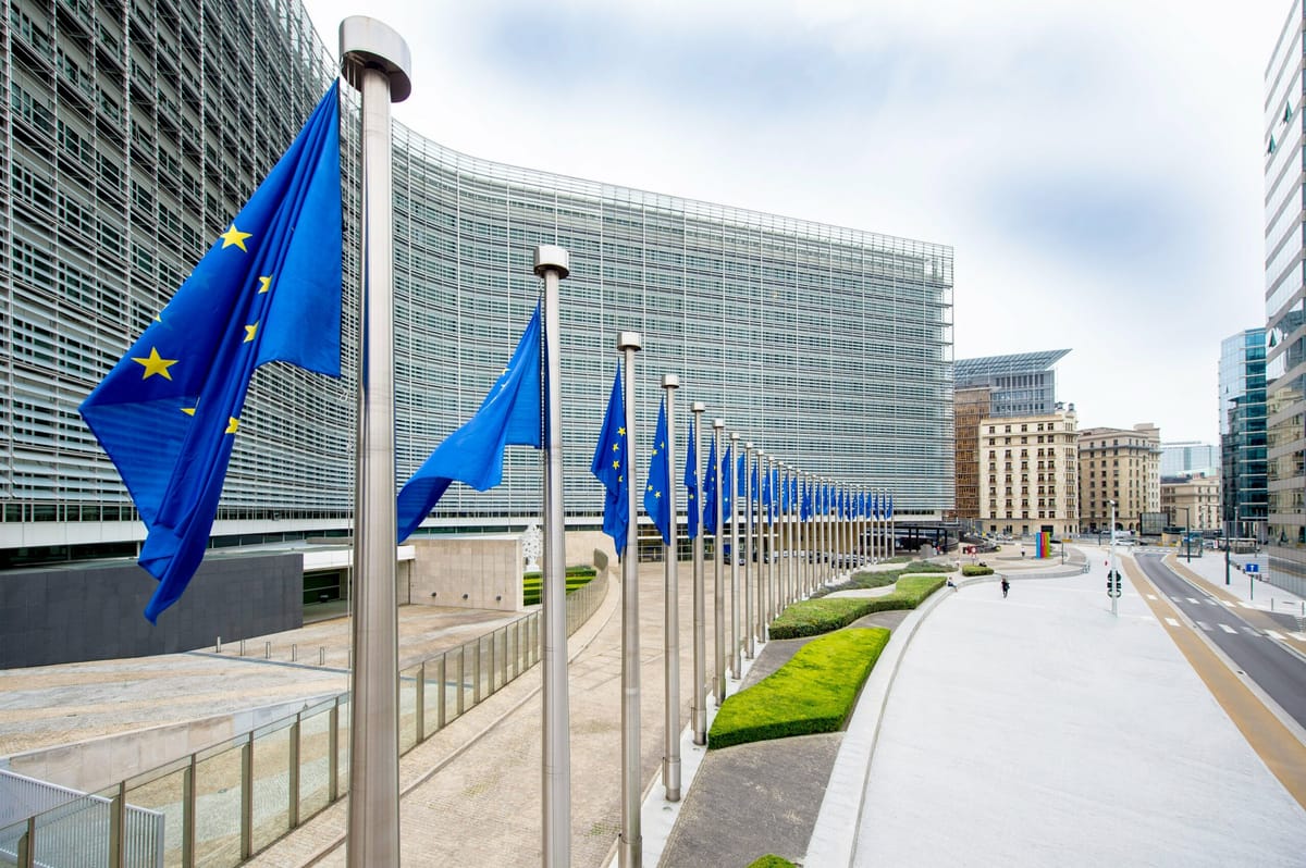 Bruselas avala la senda fiscal del Estado español, sexto receptor mundial de inversión de fondos soberanos