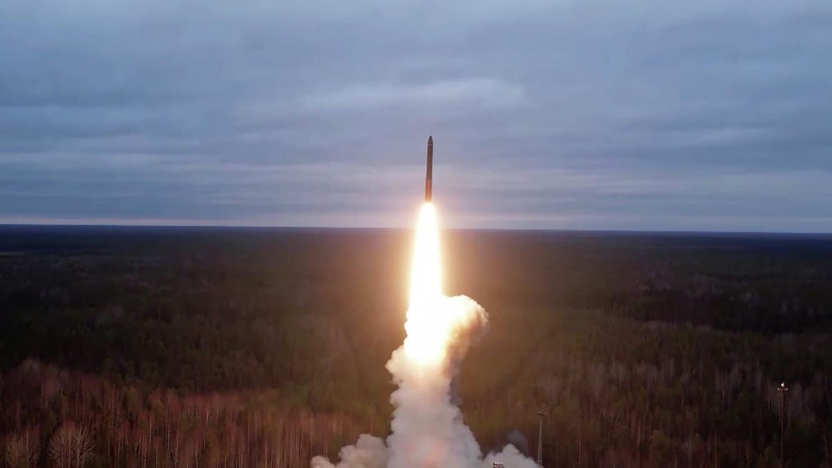 Rusia intensifica ataques en Ucrania y advierte sobre el uso de misiles contra centros de decisión en Kiev