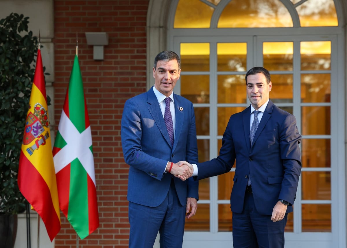 Sánchez y Pradales acuerdan nuevas transferencias de competencias