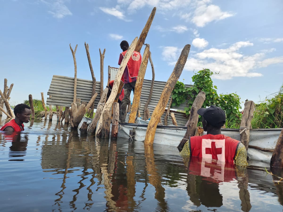 Las inundaciones en Sudán del Sur desplazan a 380.000 personas y generan una crisis sanitaria