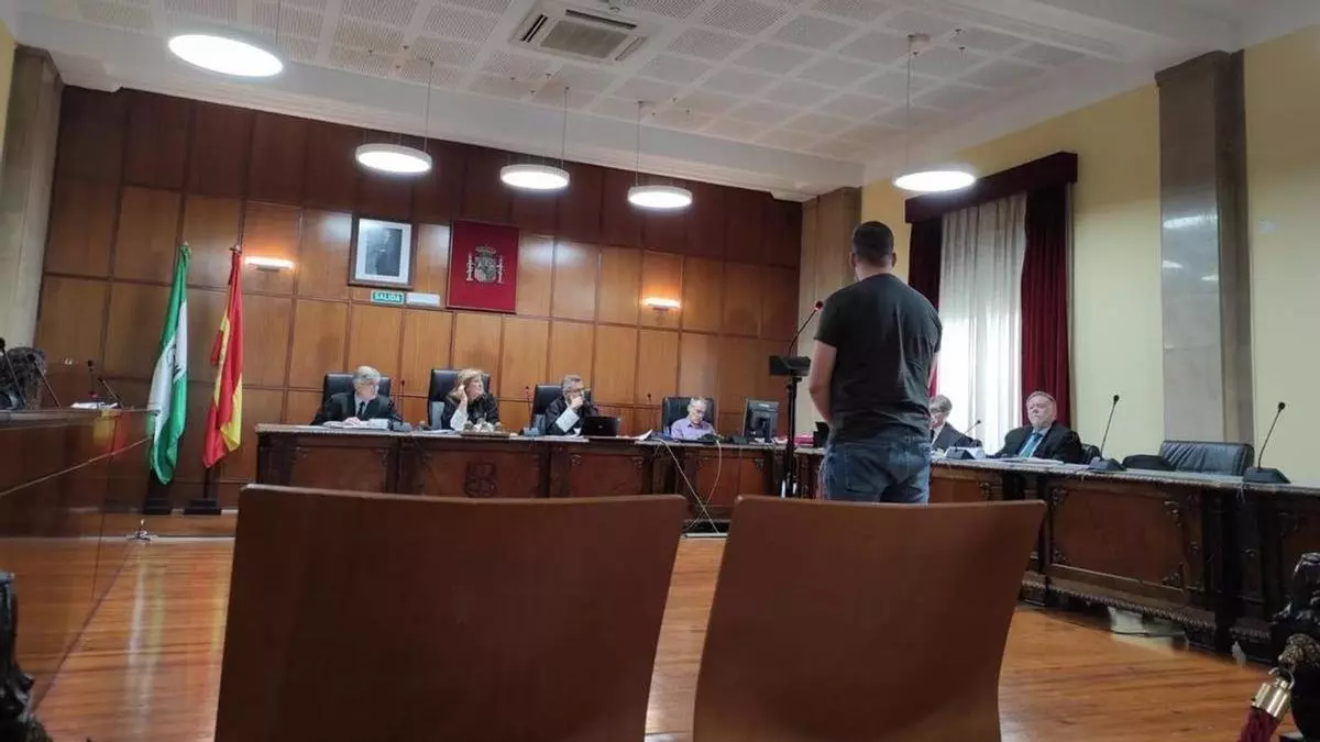 Condenan a cinco años de prisión a un militar por abusar de su cuñada de 12 años