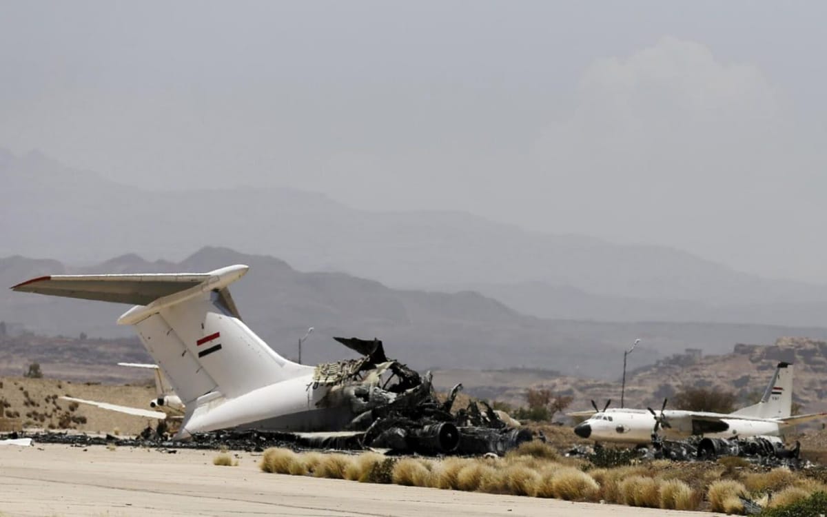 Israel bombardea aeropuertos, puertos y centrales eléctricas en Yemen