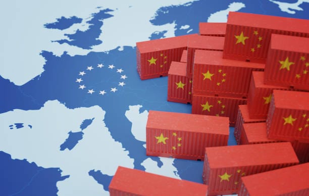 Los economistas advierten sobre una posible guerra comercial global en 2025