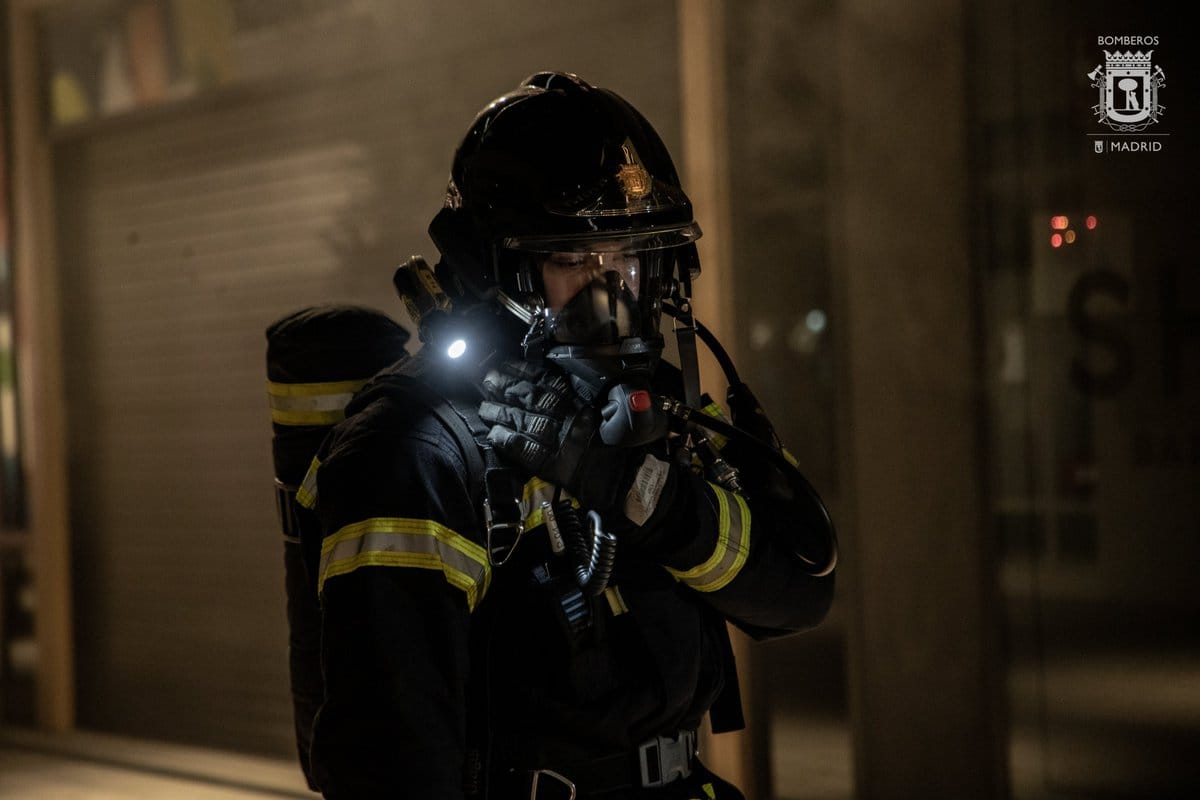 'Bomberos Contra los Desahucios': Una nueva plataforma de bomberos objetores