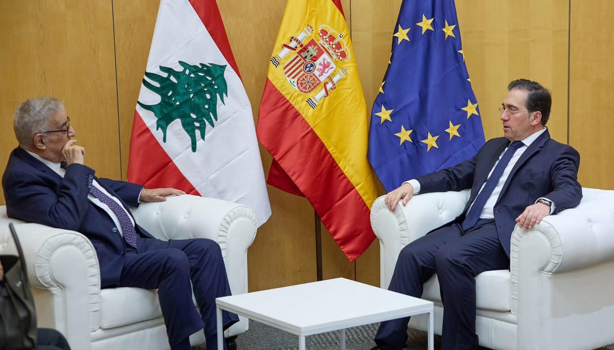 Albares aboga por el fin de las sanciones a Siria y aplaude "los avances del nuevo gobierno"