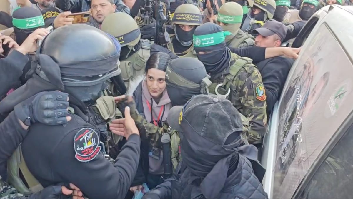 La Resistencia Palestina libera ocho prisioneros en Gaza