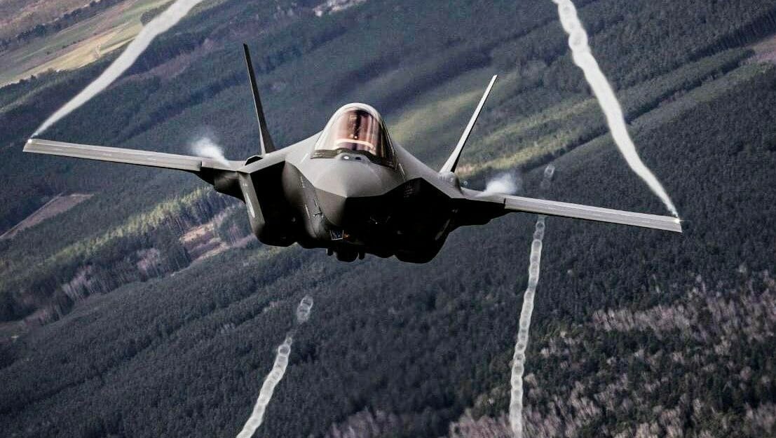 Trump exige a la OTAN más gasto militar y amenaza con aranceles