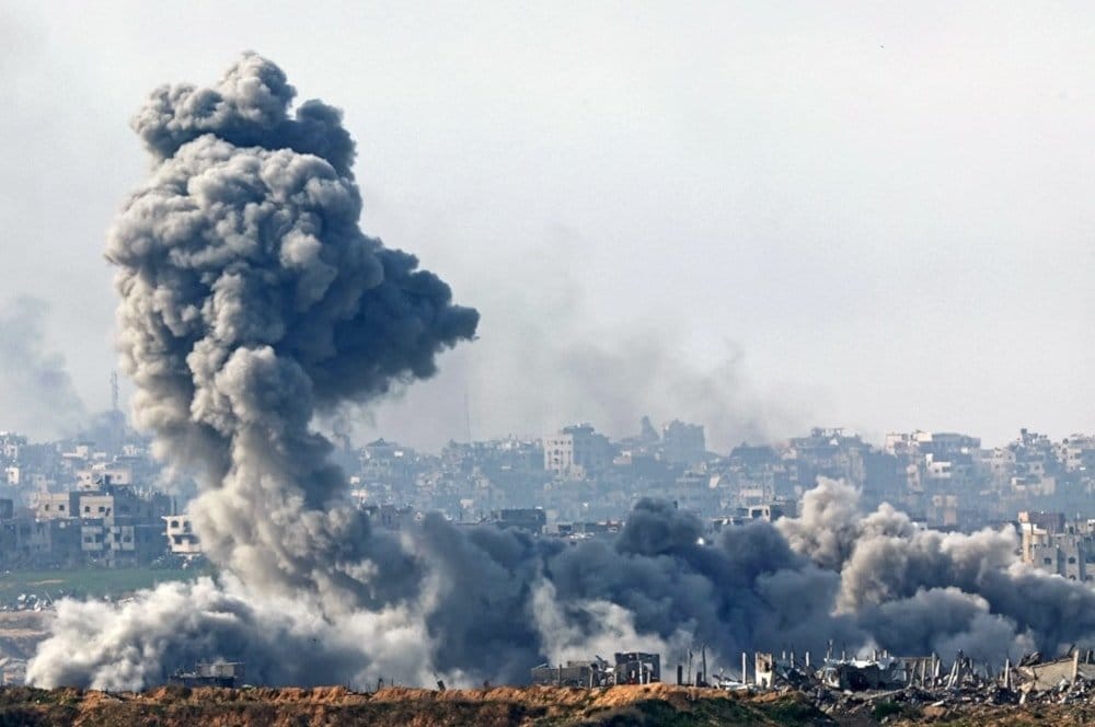 La fuerza aérea israelí intensifica bombardeos en Gaza tras el anuncio de tregua