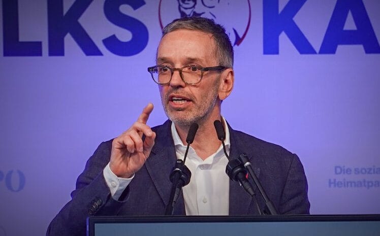 El avance de Herbert Kickl acelera la ruptura del  "cordón sanitario" a la extrema derecha en Europa