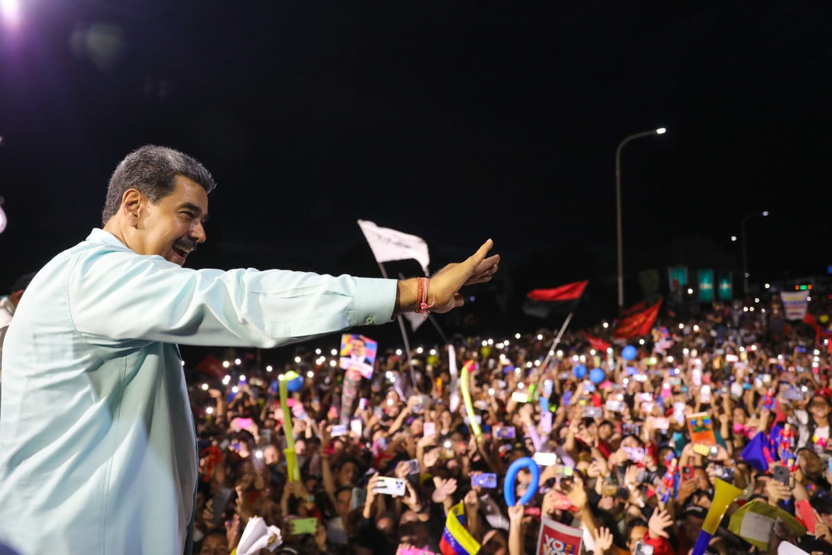 El chavismo advierte a la oposición: "El que intente una insurrección o una invasión lo va a pagar caro"