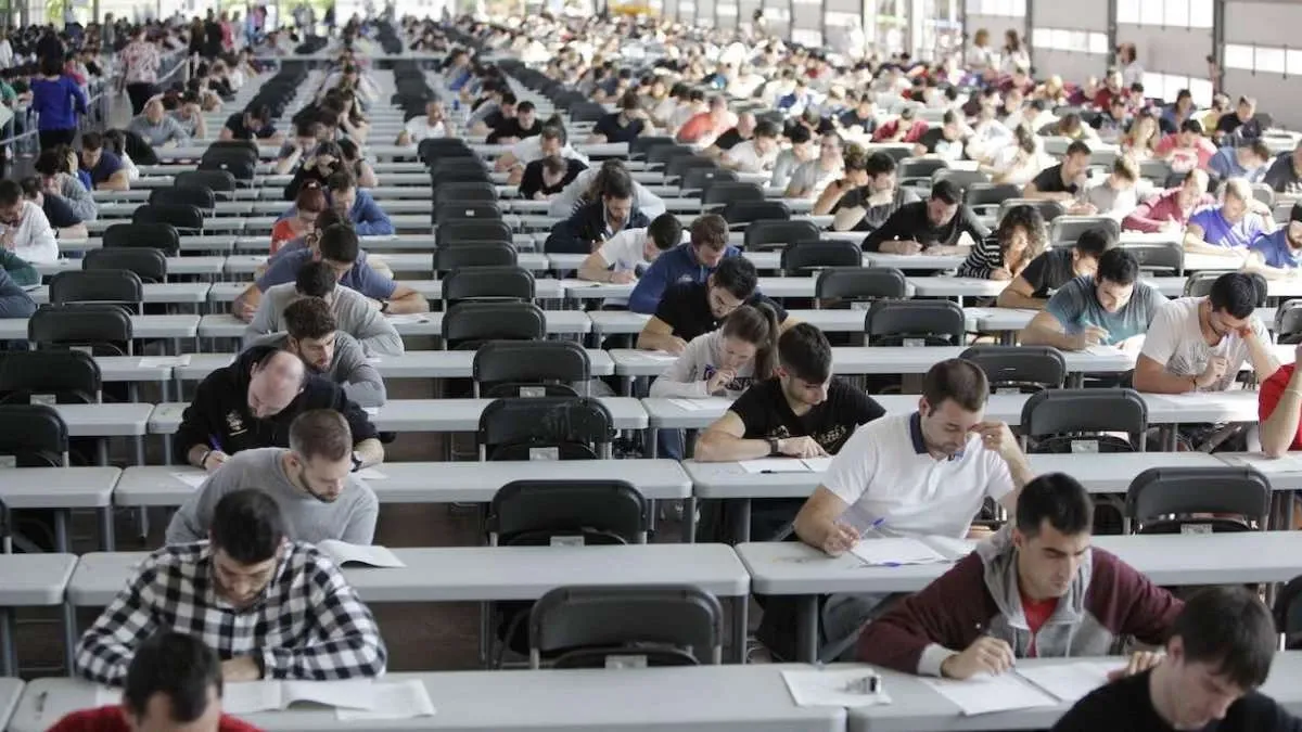 Creciente preferencia de los jóvenes por opositar  en el Estado español
