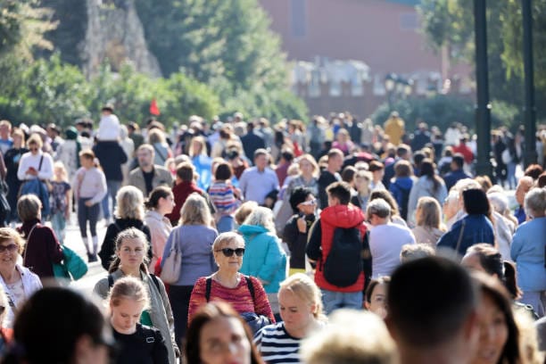 Europa envejece: En 2050 habrá 1,1 adultos en edad de trabajar por cada persona dependiente
