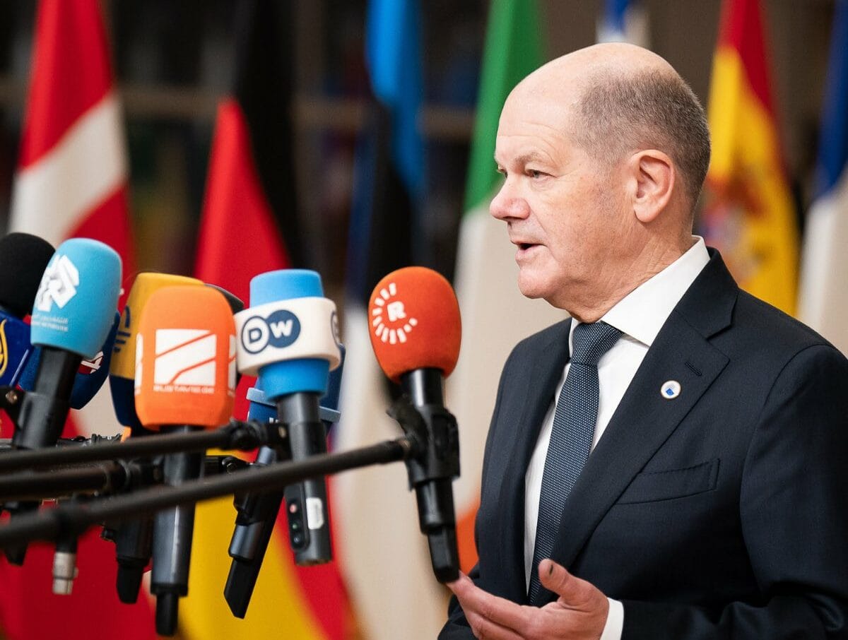 Scholz defiende "la inviolabilidad de las fronteras", tras comentarios de Trump sobre Groenlandia