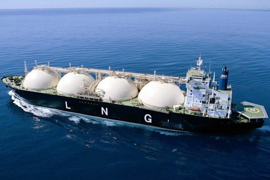 Buques de Gas Natural Licuado cambian de rumbo hacia Europa ante la caída de reservas de gas