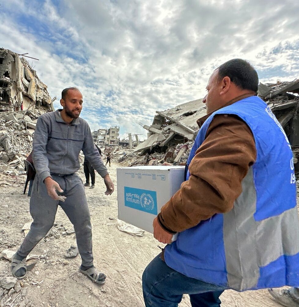 Trabajadores de la UNRWA abandonan su sede en Jerusalén Este tras veto israelí que bloquea su actividad en toda Palestina