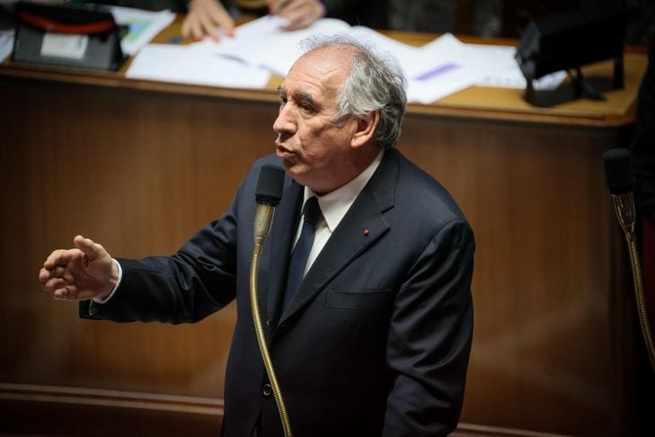 Acusaciones contra Bayrou por supuesto encubrimiento de abusos sexuales en un colegio de Bétharram