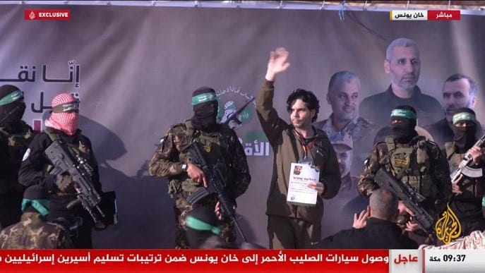 Hamas libera a otros tres prisioneros israelíes