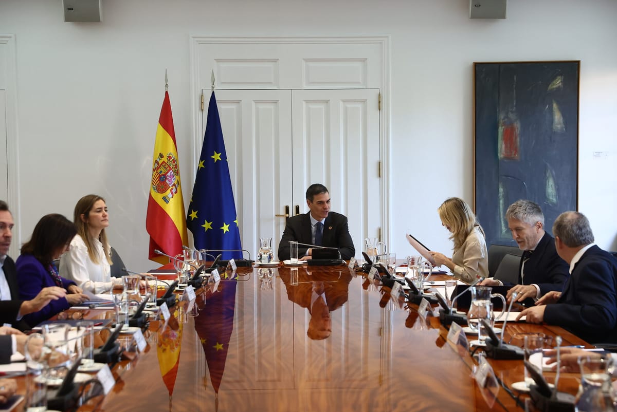 Se prueba la reducción de la jornada a 37,5 horas ante los desajustes en el mercado laboral