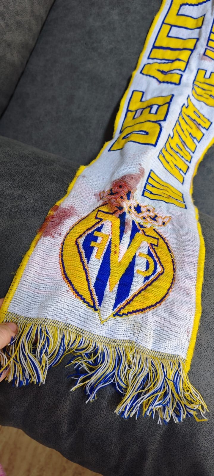 Tres aficionados del Villarreal con diversidad funcional agredidos tras el partido contra el Valencia