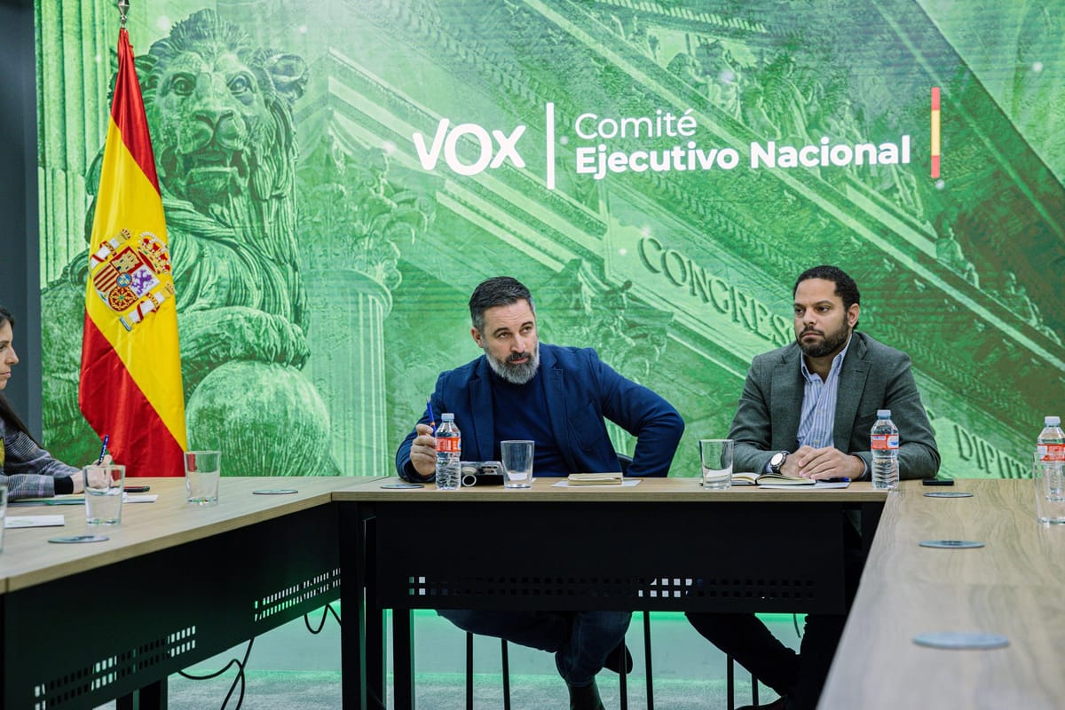 Crecen las críticas internas en Vox por las alianzas internacionales, en vísperas de la cumbre de 'Patriots.eu' en Madrid
