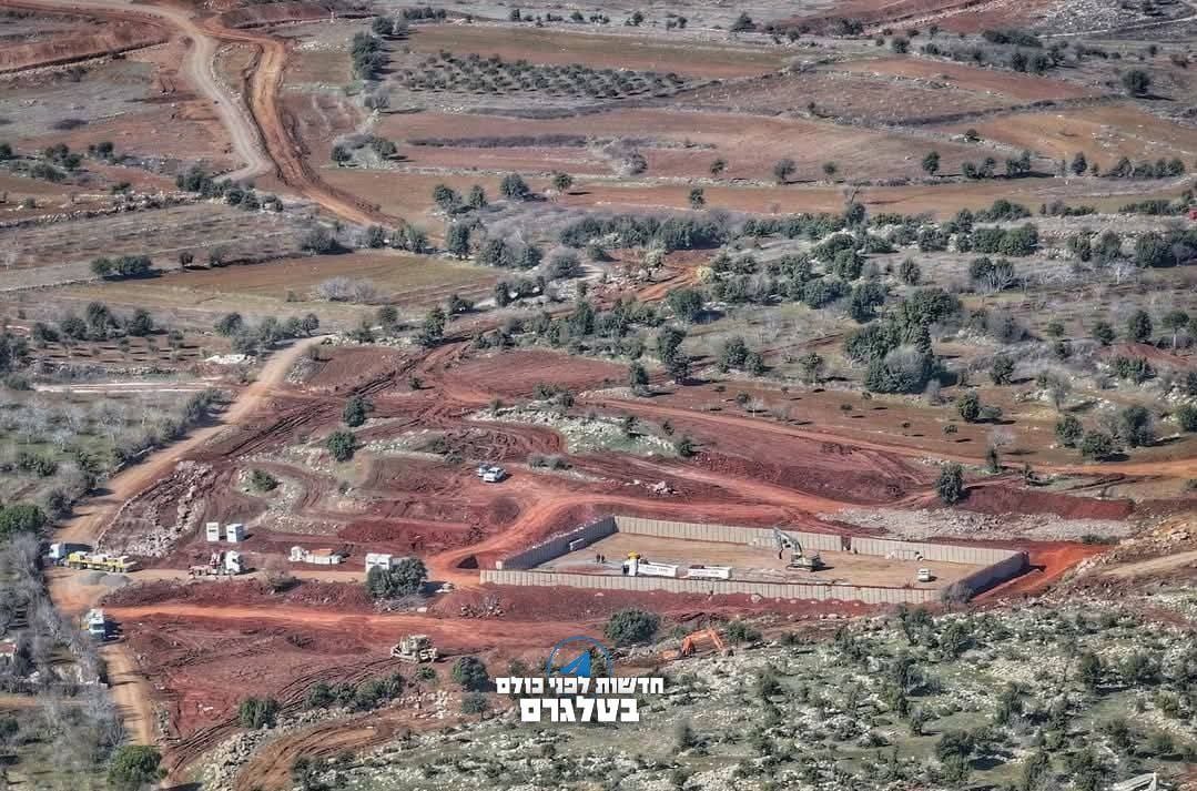 Israel construye asentamientos militares en el sur de Siria, intensificando su ocupación