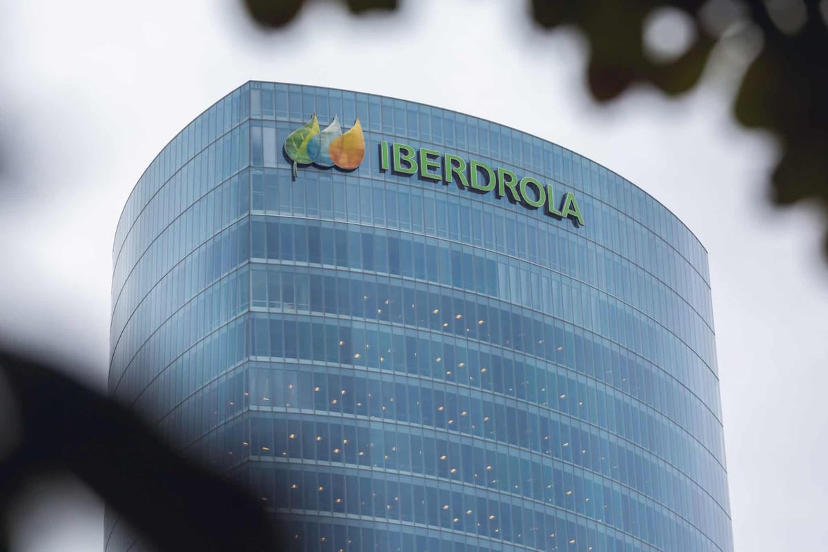 Iberdrola alcanza un beneficio récord de 5.612 millones y aumenta el dividendo un 15%