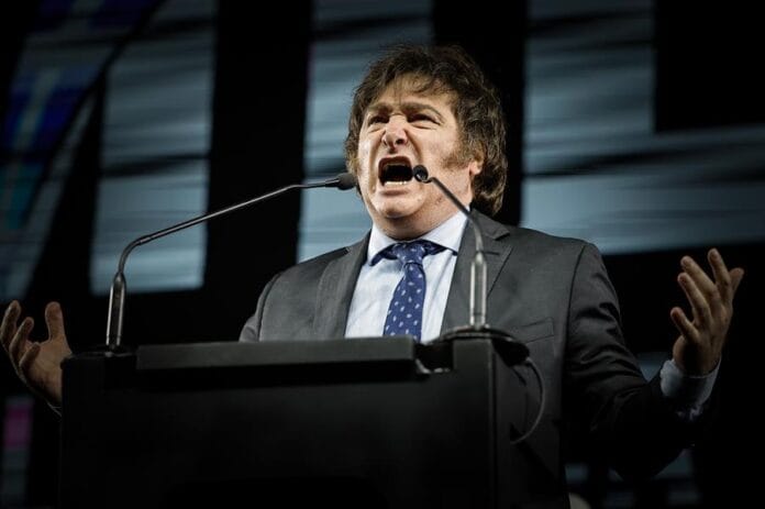 Javier Milei acumula más de 100 denuncias por una presunta estafa piramidal con criptomoneda fraudulenta