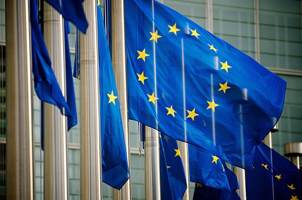 La Unión Europea advierte a Trump sobre aranceles y promete "una respuesta firme"