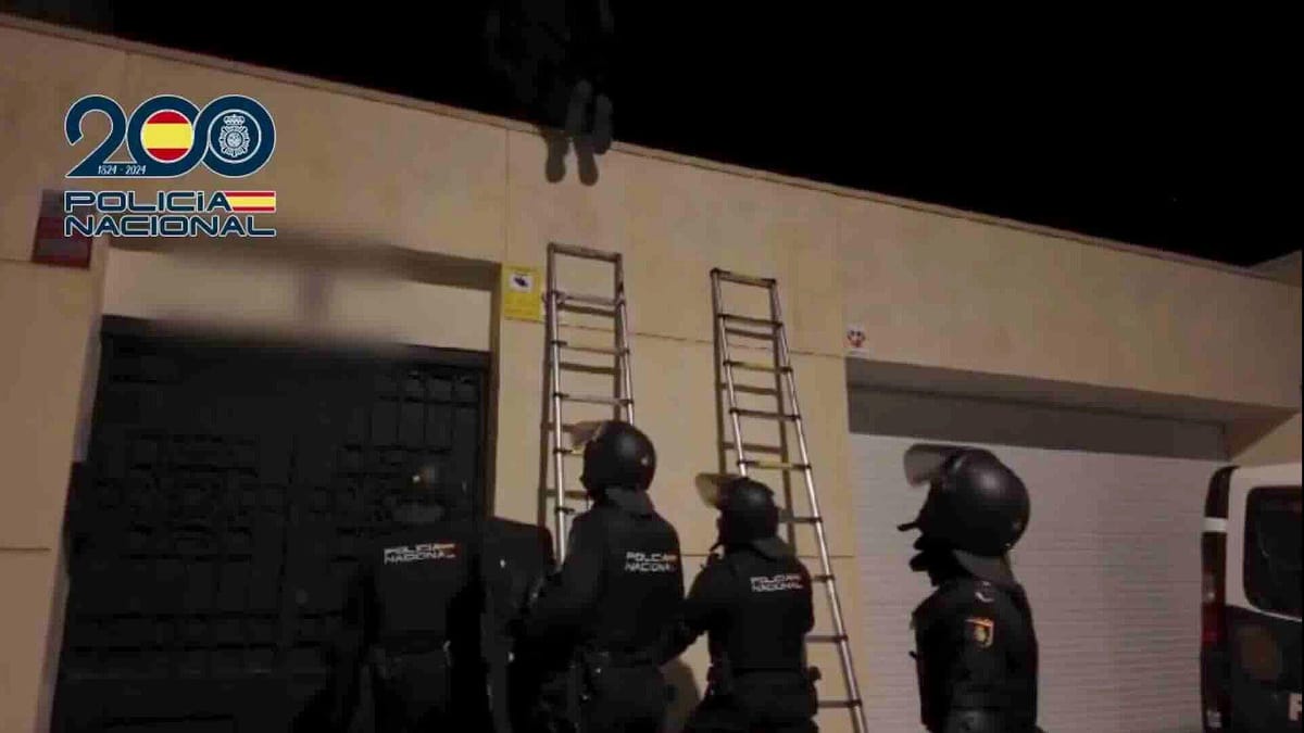 Detenidas 48 personas en Alacant por explotar sexualmente a más de 1.000 mujeres