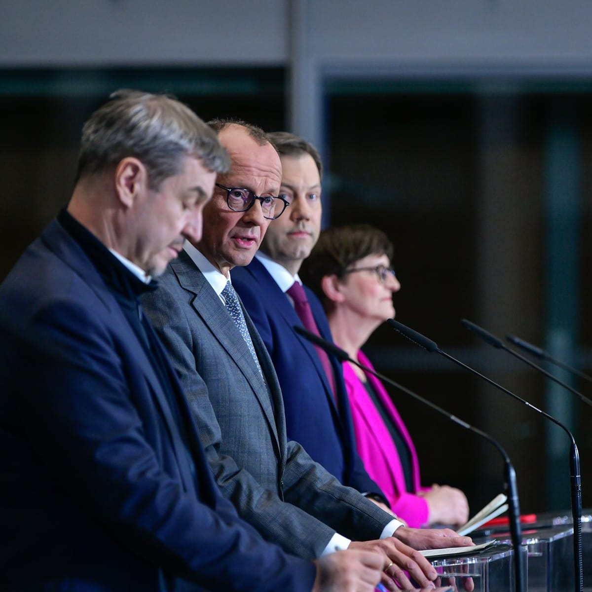 Alemania propone reformas constitucionales para aumentar el gasto militar y en infraestructuras