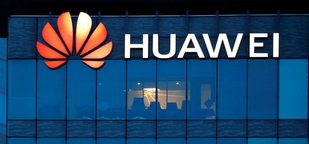 Detienen a representantes de Huawei en el Parlamento Europeo