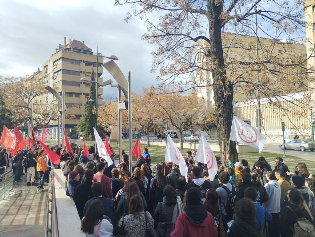 Liberados los manifestantes detenidos en la protesta de la UGR