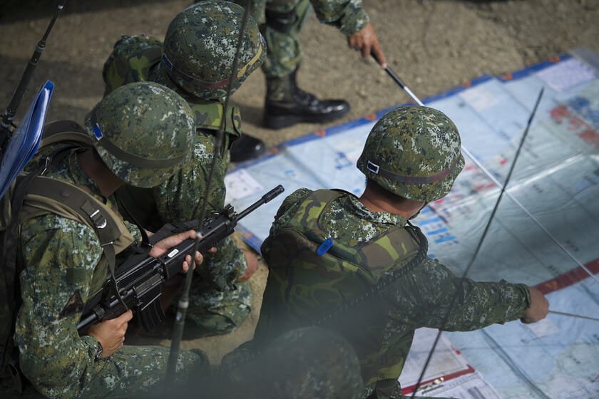 China intensifica maniobras militares cerca de Taiwán