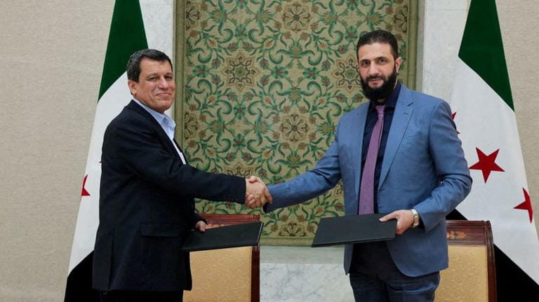 HTS y las Fuerzas Democráticas Sirias firman un acuerdo de integración