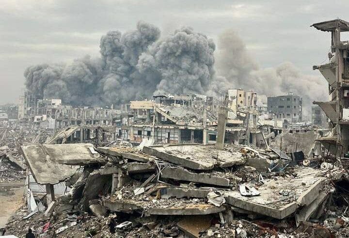 Ataques aéreos de Israel en Gaza dejan al menos 16 muertos