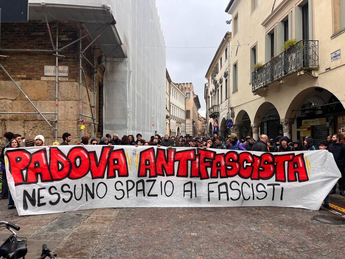 Protesta en Padua contra una manifestación de CasaPound