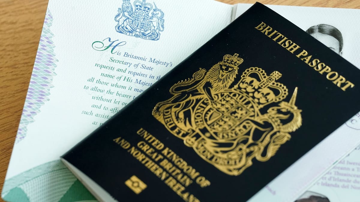 Aumento récord de solicitudes de ciudadanía británica por parte de estadounidenses