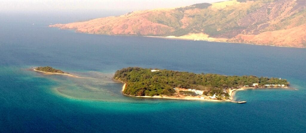 Filipinas evalúa convertir dos islas en zonas militares
