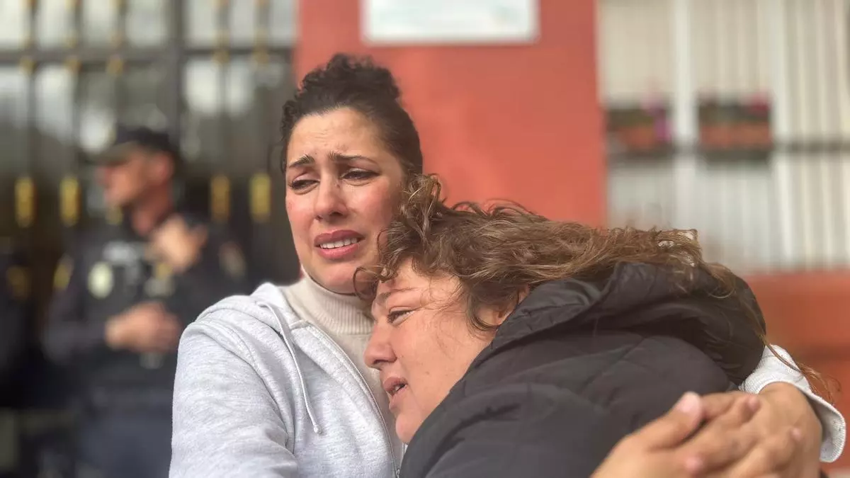 El Ayuntamiento de Cádiz desahucia a una mujer con cáncer y dos hijas menores