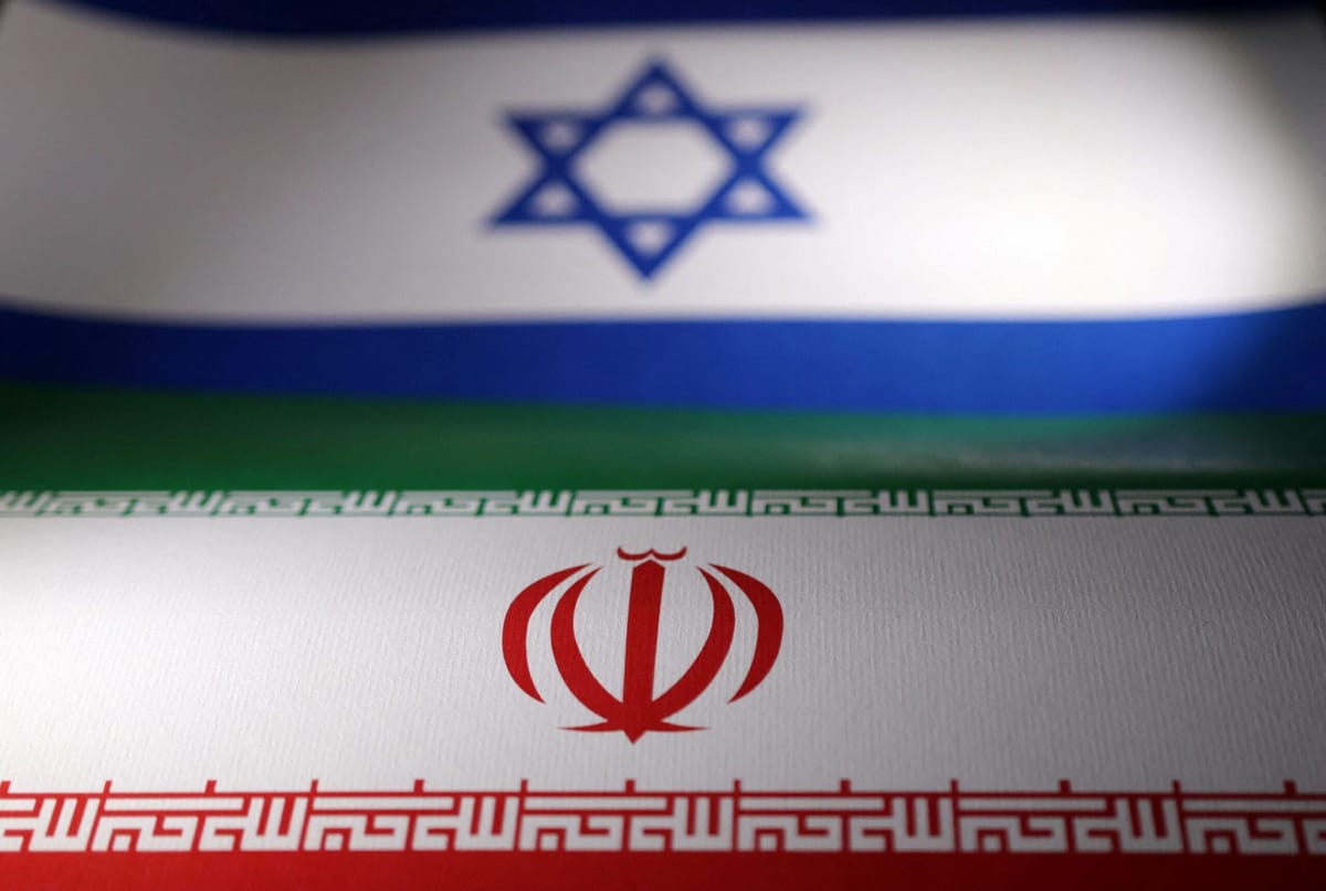 Israel considera una ofensiva limitada contra Irán sin apoyo directo de Estados Unidos
