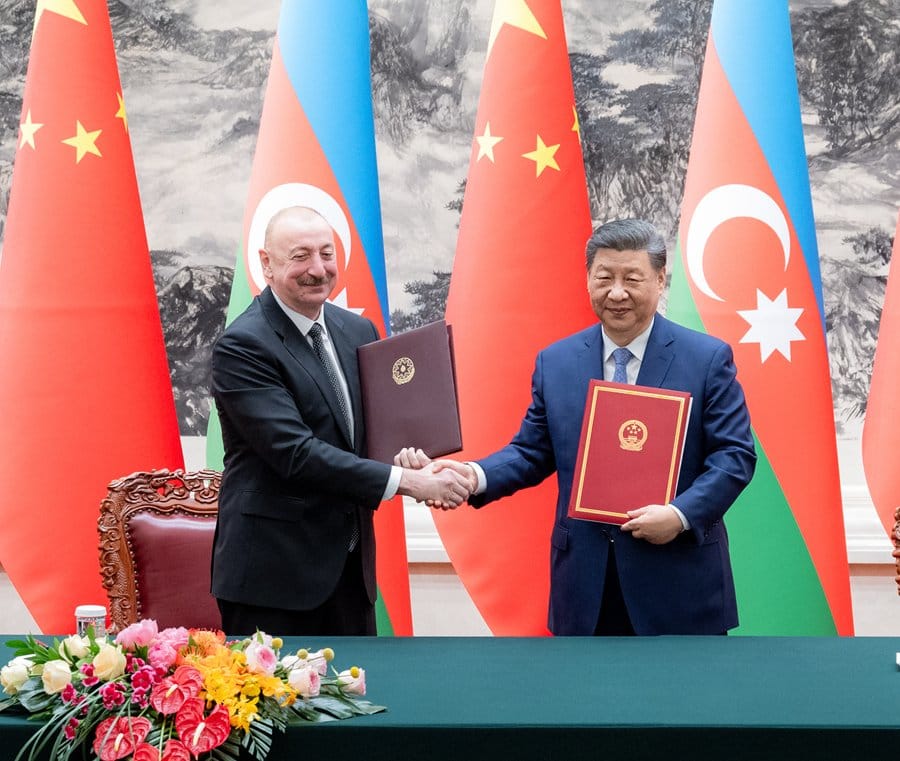 China y Azerbaiyán formalizan una asociación estratégica integral