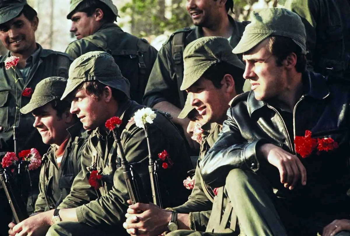 Portugal celebra el 51º aniversario de la Revolución de los Claveles
