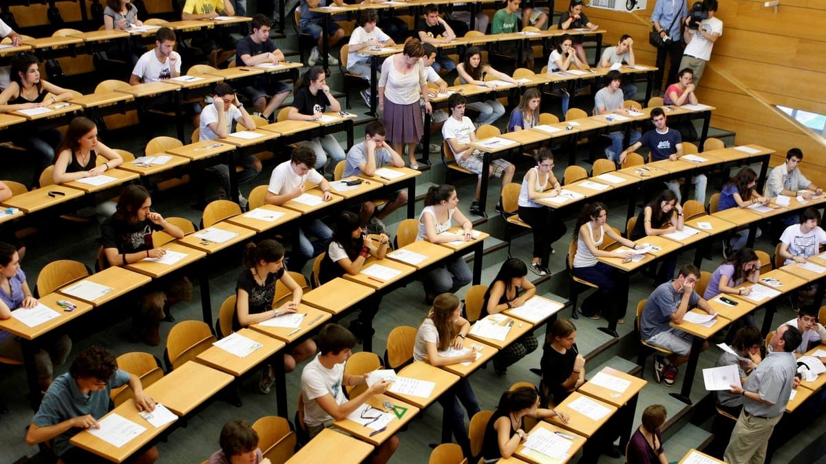 Más de 4 millones de jóvenes en EEUU no encuentran un empleo acorde a sus estudios