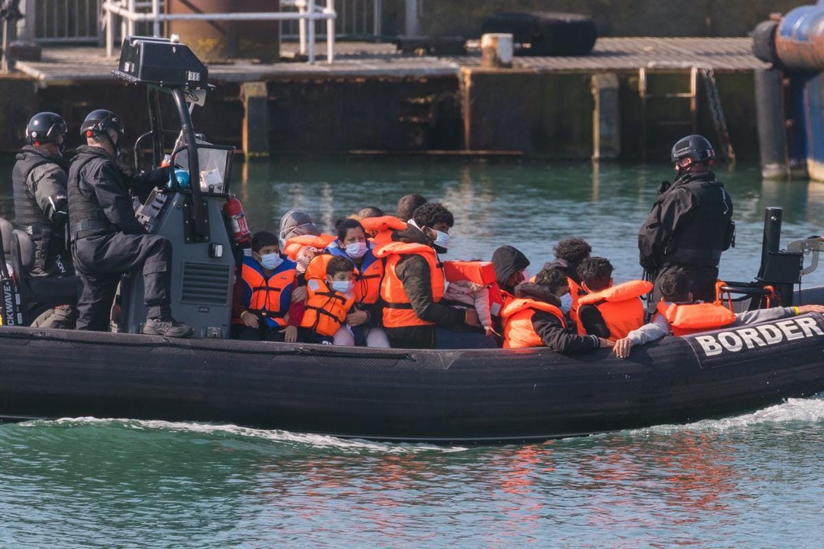 Negociaciones sobre intercambio migratorio entre Londres y París